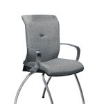 Chaise visiteur en laine Hallingdal Noir Strong Auguste 4 pieds