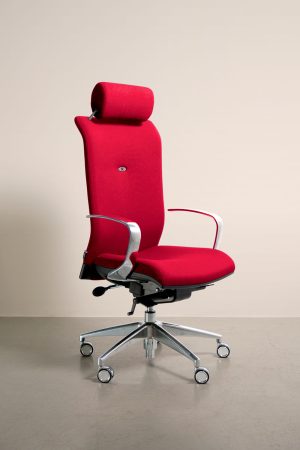 Fauteuil de bureau de direction en tissu rouge Strong Auguste de trois Quart NAVAILLES