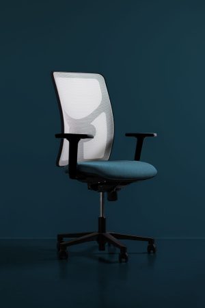 fauteuil de bureau ergonomique en résille blanche et bleu Navailles