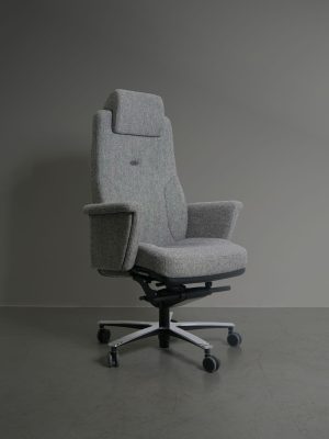 fauteuil de bureau de direction d'occasion en laine hallingdal noir