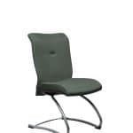 Chaise visiteur en polyester recyclé cura vert Strong Auguste piètement luge