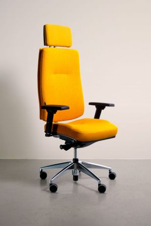 Fauteuil de bureau ergonomique réglable en tissu jaune King Edgard de trois QUart NAVAILLES