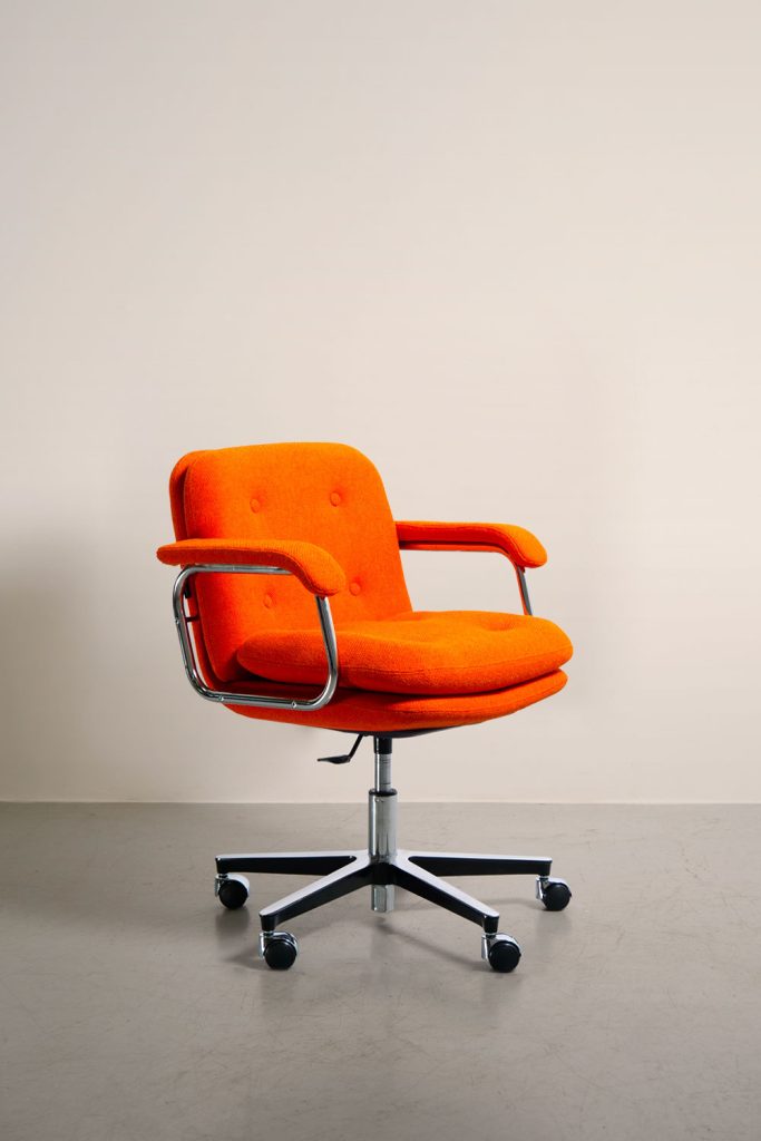 Fauteuil de réunion vintage en laine orange petit dossier Héritage 80 de trois Quart NAVAILLES