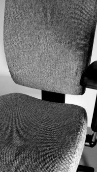 Assise ergonomique vue de haut - Fauteuil de bureau en tissu Good Gauthier